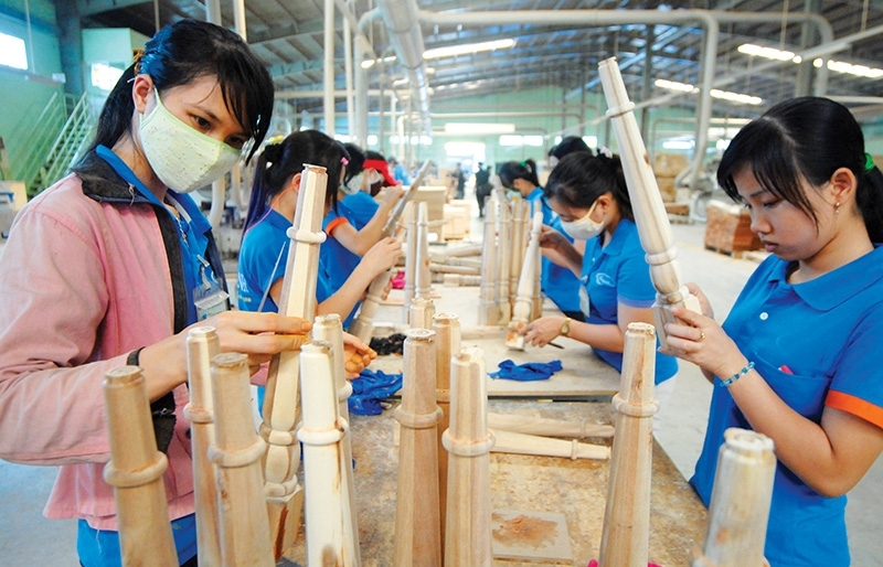 Wood exporters face array of obstructions