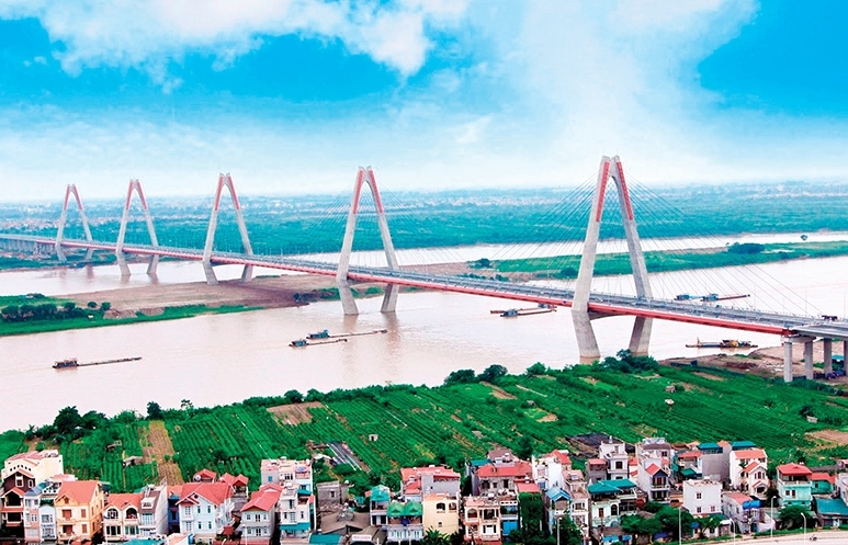 Long distance ahead to reach Hanoi bridge goal