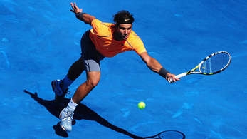 Nadal sees off Davydenko challenge
