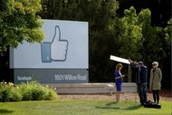 Facebook falls flat in market debut