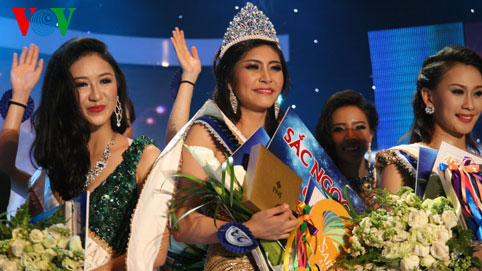 dang thu thao crowned miss vietnam ocean 2014