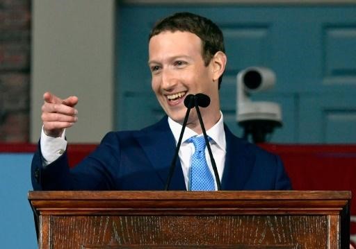 13 years after quitting, Zuckerberg gets (honorary) Harvard degree
