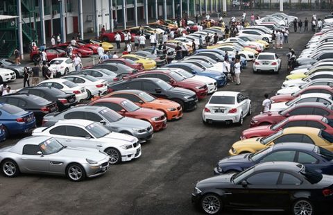 Decree to help firms import cars