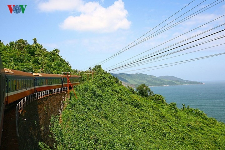 scenic winding railway across hai van pass