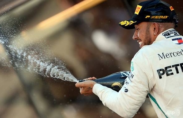Hamilton 'close' to new Mercedes deal