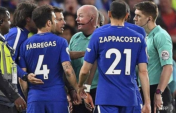 Chelsea fined for failing to control players