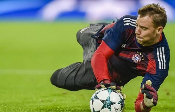 Neuer in Bayern's cup final squad after eight months out