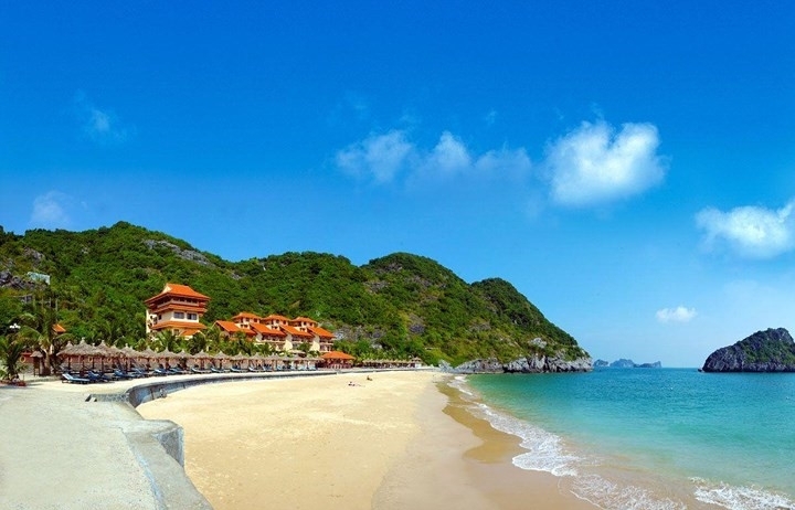Perfect beaches for a relaxing break in northern Vietnam