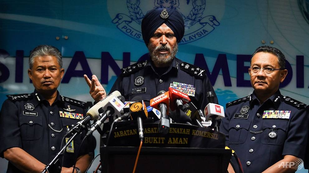 rm114 million worth of cash seized from residence linked to najib razak malaysian police
