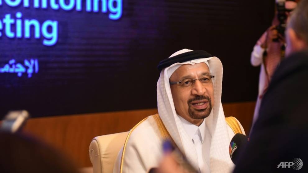 russia saudis signal oil production boost