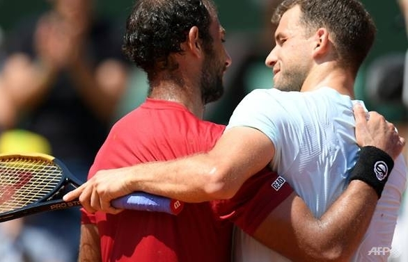 Dimitrov downs mystery man at Roland Garros, Venus, Kyrgios out