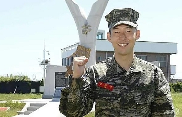 Spurs hotshot Son Heung-min earns military accolade