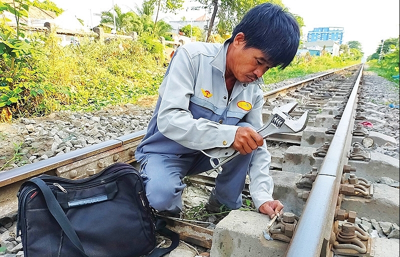 Vietnam Railways bets on upgrades