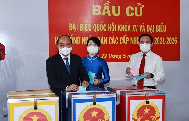 president nguyen xuan phuc joins hcm city voters in elections