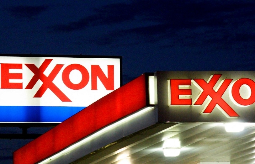 ExxonMobil, Chevron investors vote for more action on climate change