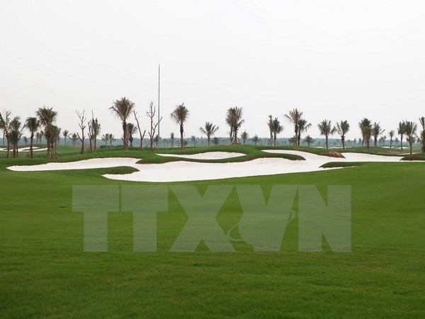 PM orders halt to golf course construction at Tan Son Nhat airport