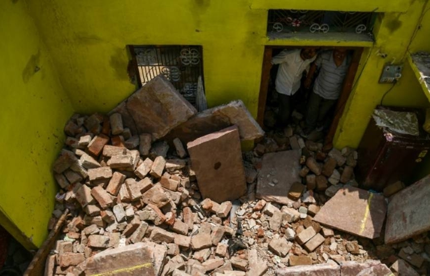 At least 18 killed as fresh storms hit north India