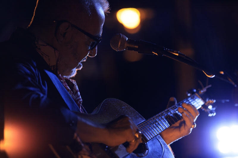 legendary guitarist henry padovani to perform in hanoi