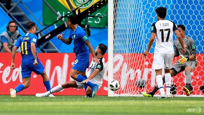world cup brazil beat costa rica 2 0 to secure first win