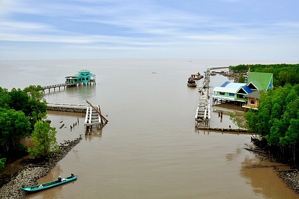 ca mau cape tourism site to become key economic area in the province in 2025