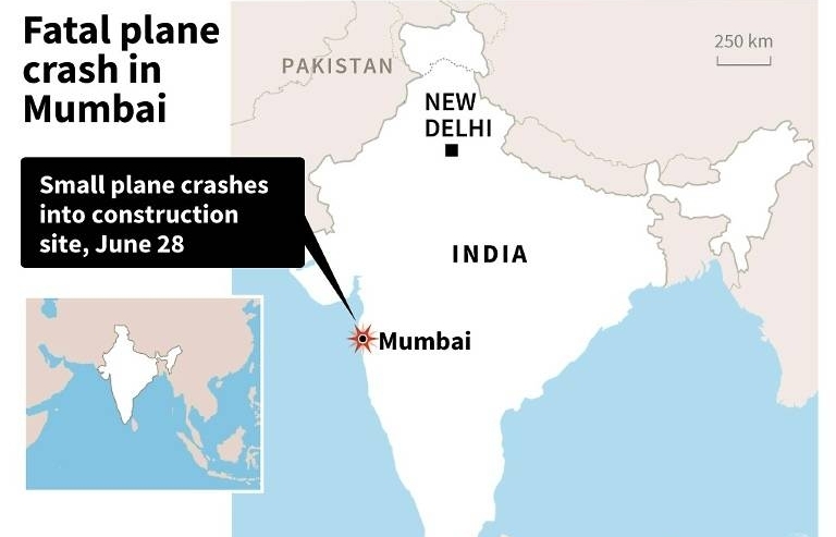 Light plane crashes into Mumbai construction site, killing five