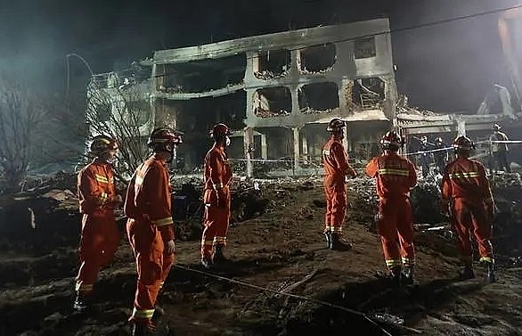 at least 19 dead nearly 200 injured after gas tanker accident in chinas zhejiang