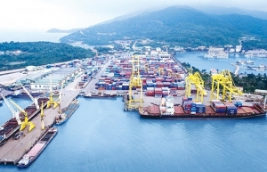 Logistics chances get off ground in Danang