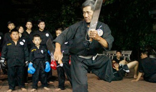 one legged martial arts coach in ho chi minh city