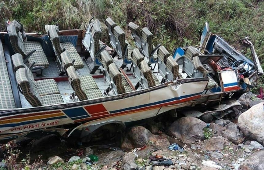At least 44 dead in bus crash in northern India