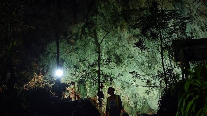 thai boys survived by drinking water from stalactite formations in cave doctor