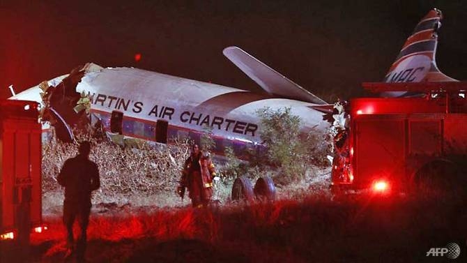 one dead 20 injured in south africa vintage plane crash