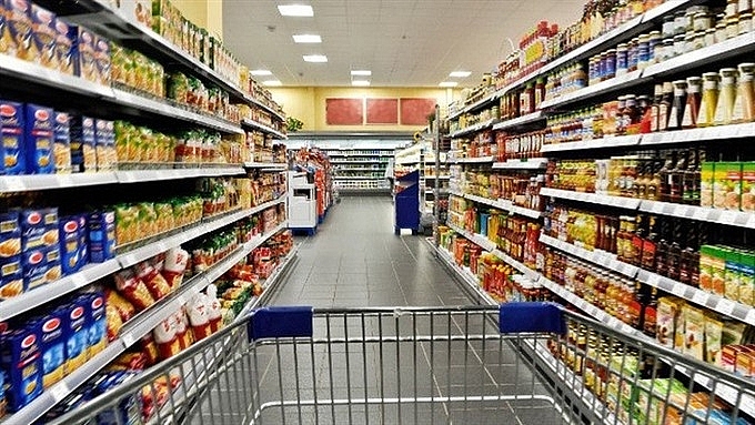 vn consumers spend less on fmcg