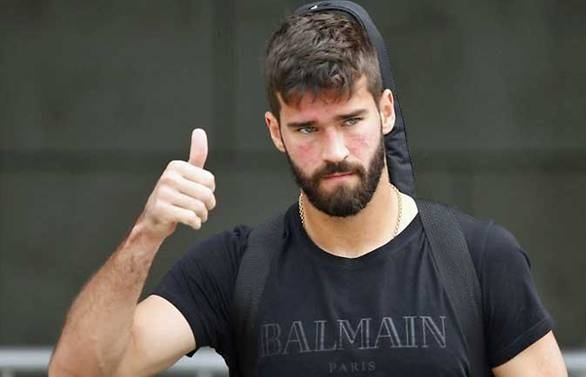 Liverpool close in on record €75m deal for goalkeeper Alisson