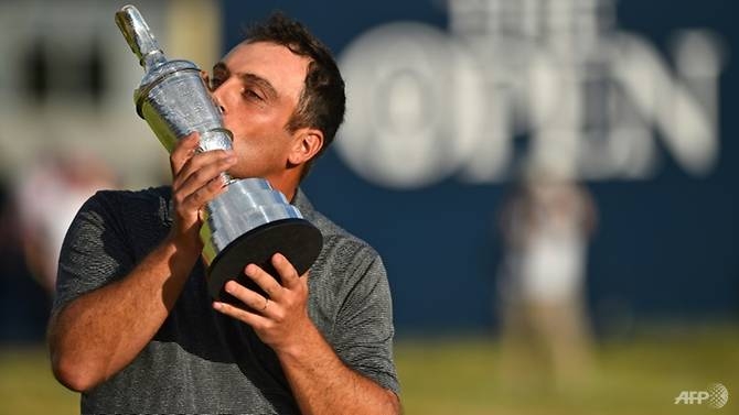 molinari rises to sixth in world rankings tiger returns to top 50