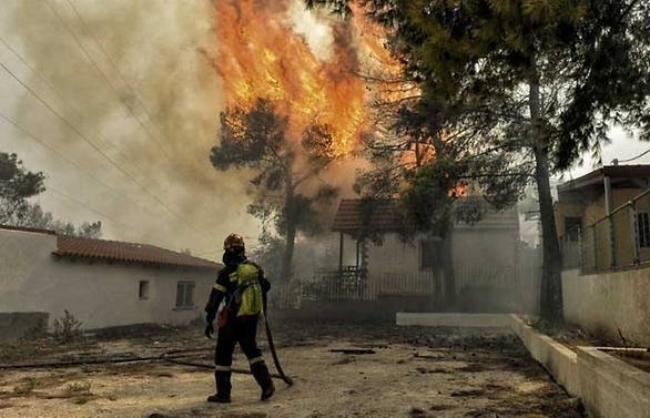 At least five dead in Greek wildfires