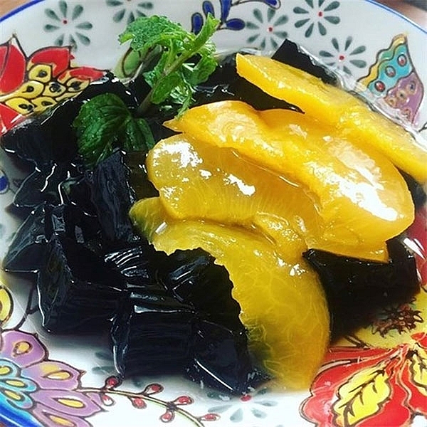 cao bang grass jelly a summertime treat