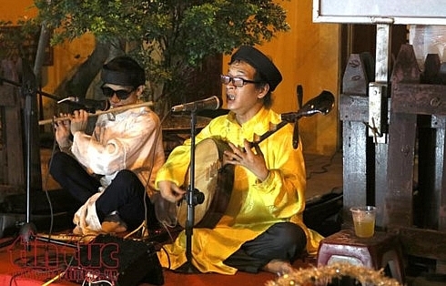 Music performances liven up Hanoi’s Old Quarter