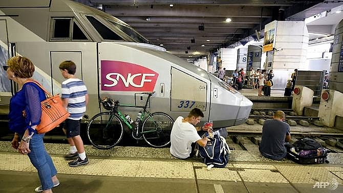 french train chaos for vacationers as key station crippled