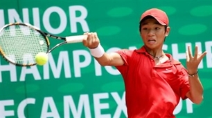 nguyen hoang thien wins national junior tennis champs