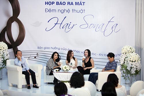 hair to sing in hanoi concert