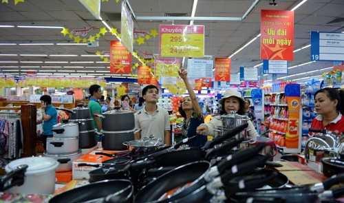 Vietnam launches promotion month, online shopping day