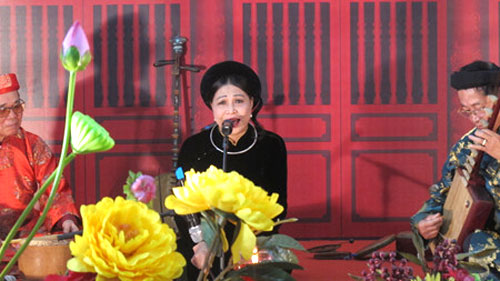 Old Quarter, Dong Xuan Market, Xam singing, Chau Van, folk music, Vietnam economy, Vietnamnet bridge, English news about Vietnam, Vietnam news, news about Vietnam, English news, Vietnamnet news, latest news on Vietnam, Vietnam