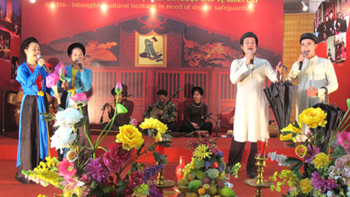 traditional folk music program ha thanh 36 old quarters