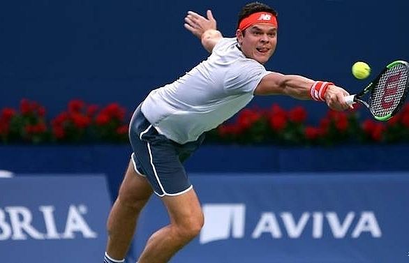 Raonic completes home double in Toronto