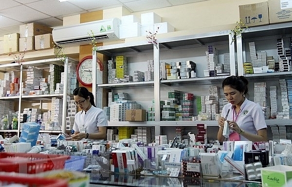 Hanoi steps up inspections at private drugstores