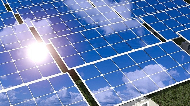 pv manufacturers go head to head