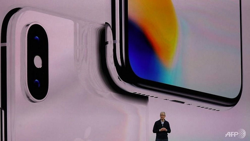 apple expected to unveil new iphones at sep 12 event