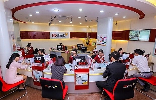 Banks launch recruitment drives to prepare for year-end