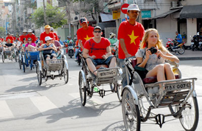 vietnam urged to upgrade tourism services