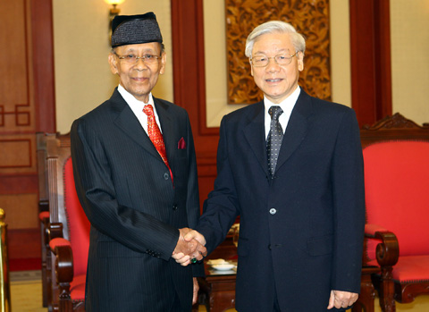 party leader trong meets with malaysian king